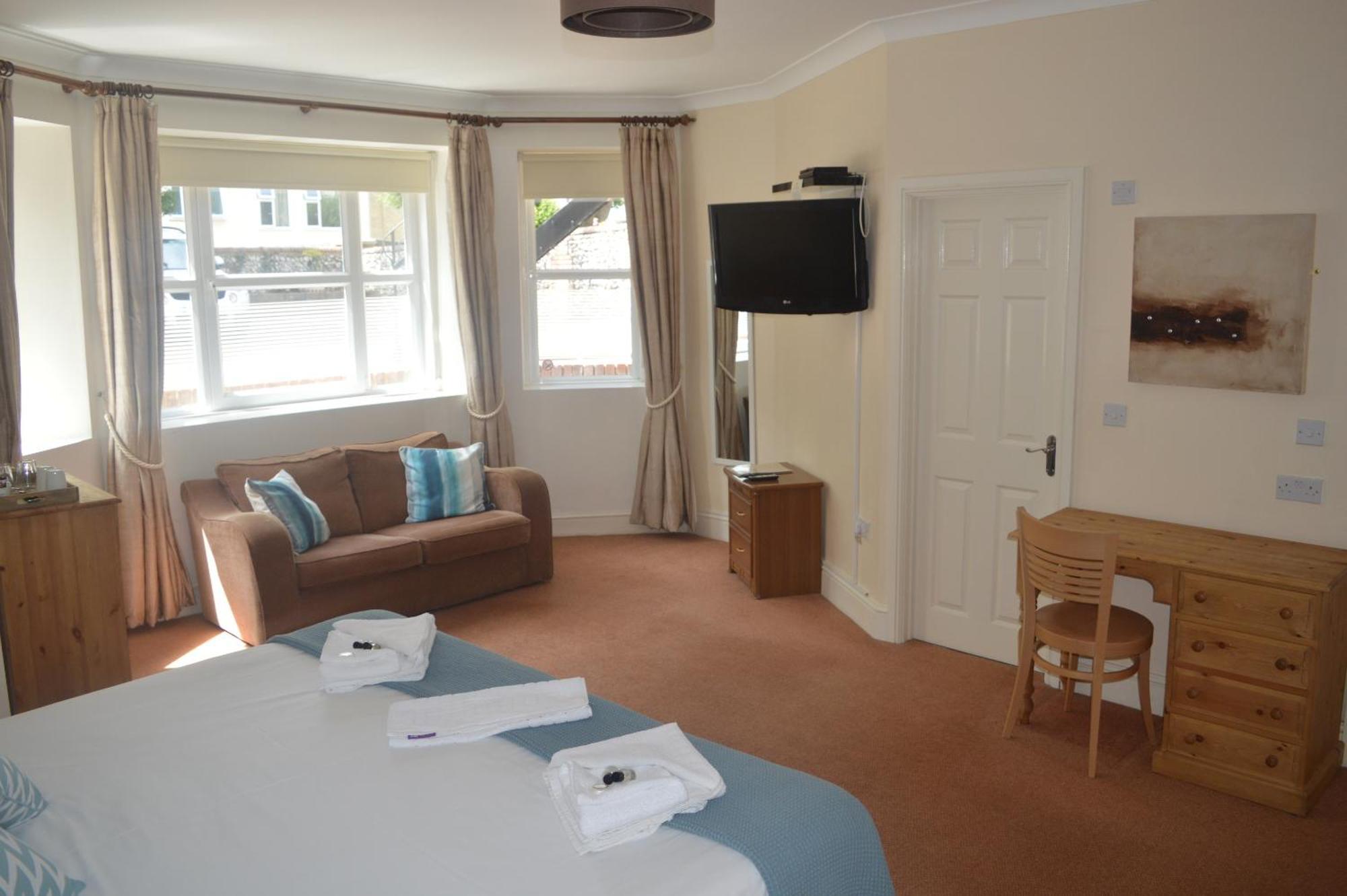 The Sheldon B&B - Free Private Parking Eastbourne Zewnętrze zdjęcie