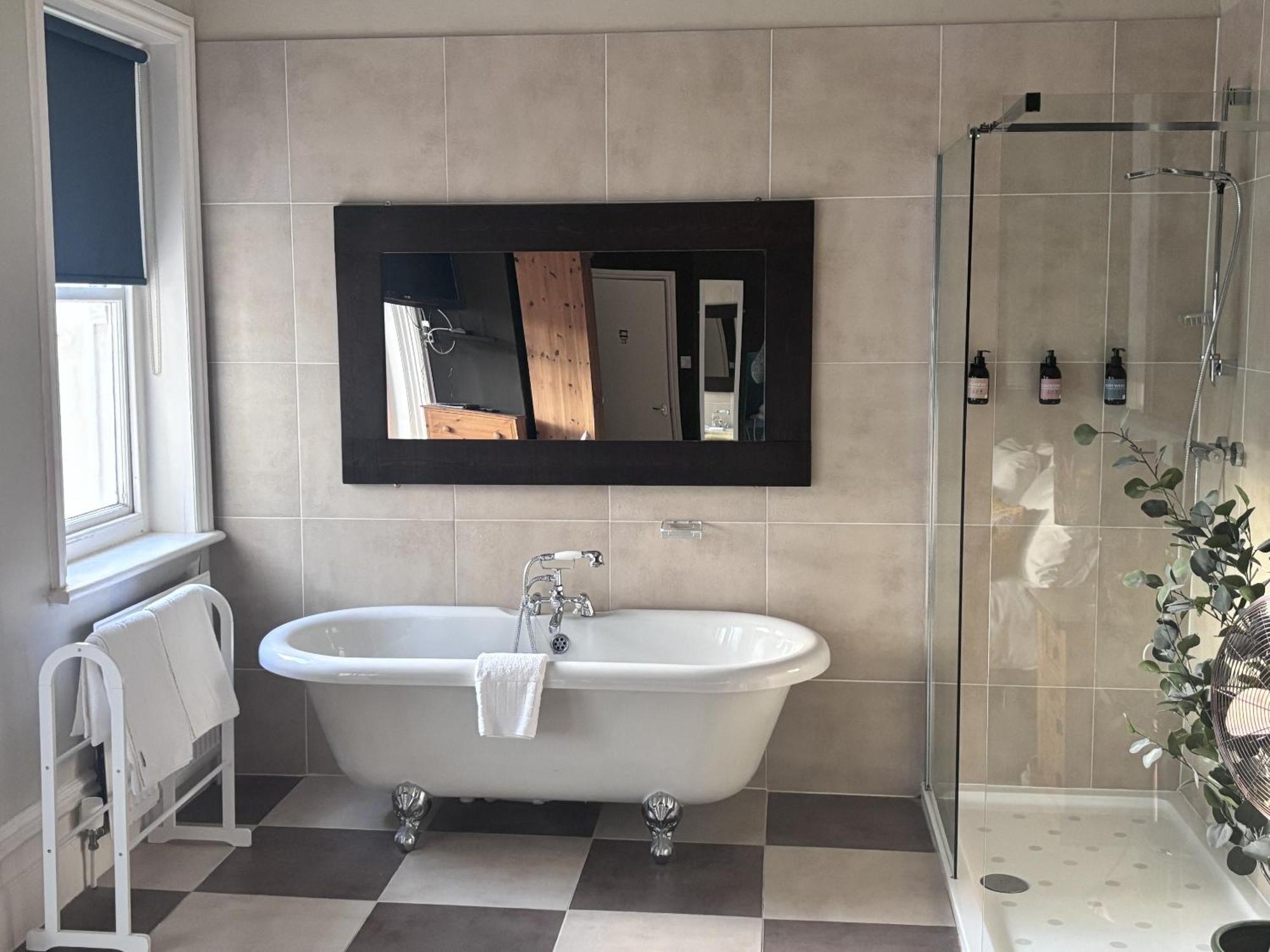 The Sheldon B&B - Free Private Parking Eastbourne Zewnętrze zdjęcie