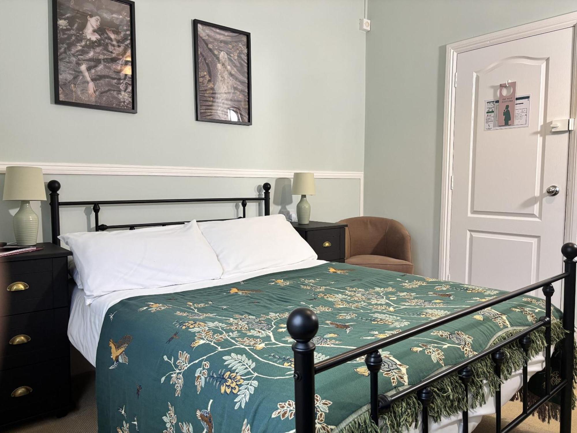 The Sheldon B&B - Free Private Parking Eastbourne Zewnętrze zdjęcie