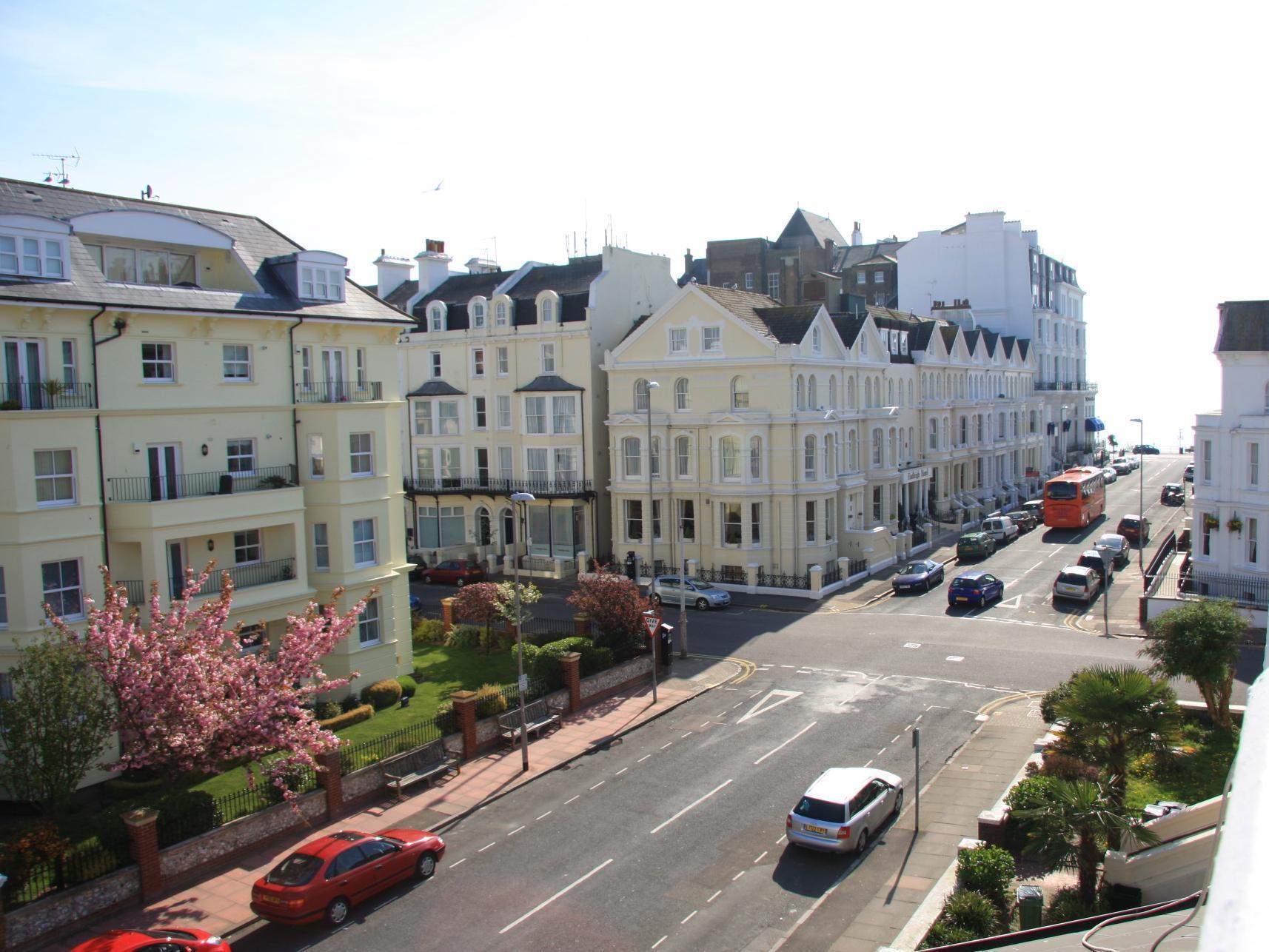 The Sheldon B&B - Free Private Parking Eastbourne Zewnętrze zdjęcie