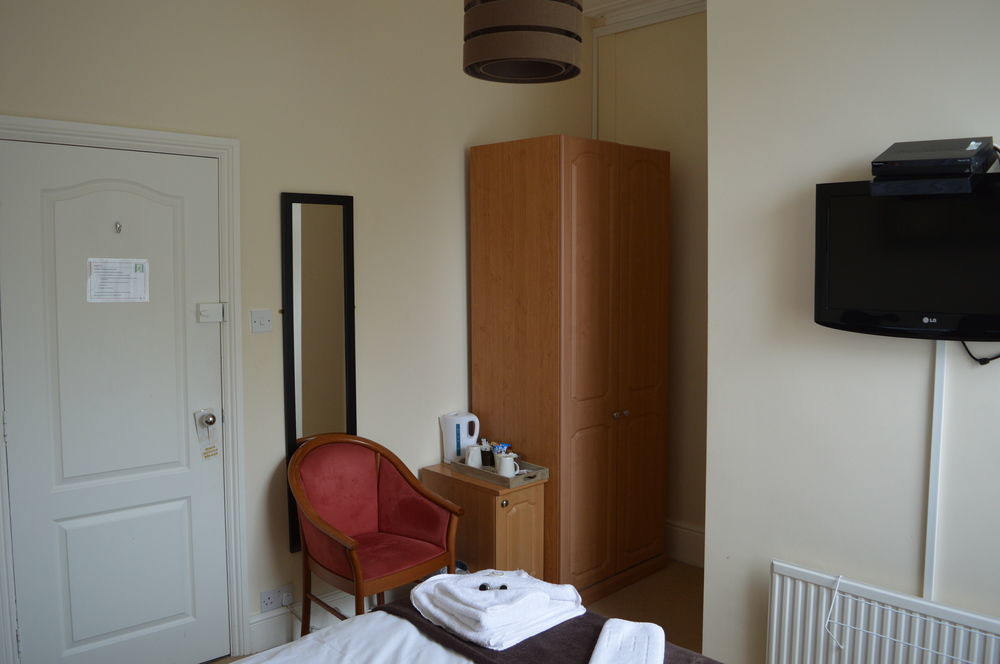 The Sheldon B&B - Free Private Parking Eastbourne Zewnętrze zdjęcie